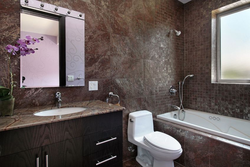 What Can a Bathroom Remodeling Service in Tucson, AZ, Do for You?