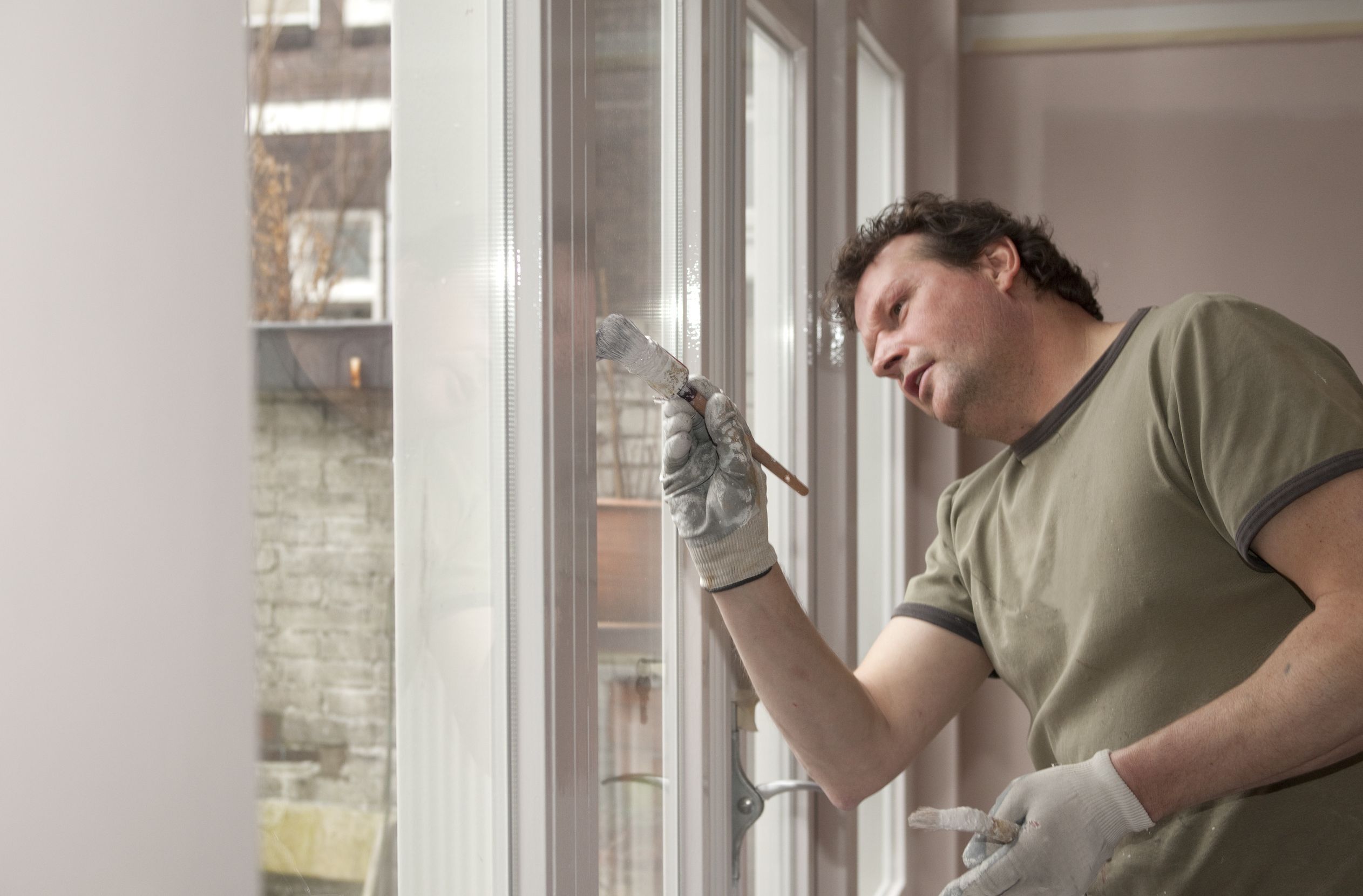 Signs You Need Casement Window Replacement in Buffalo, NY