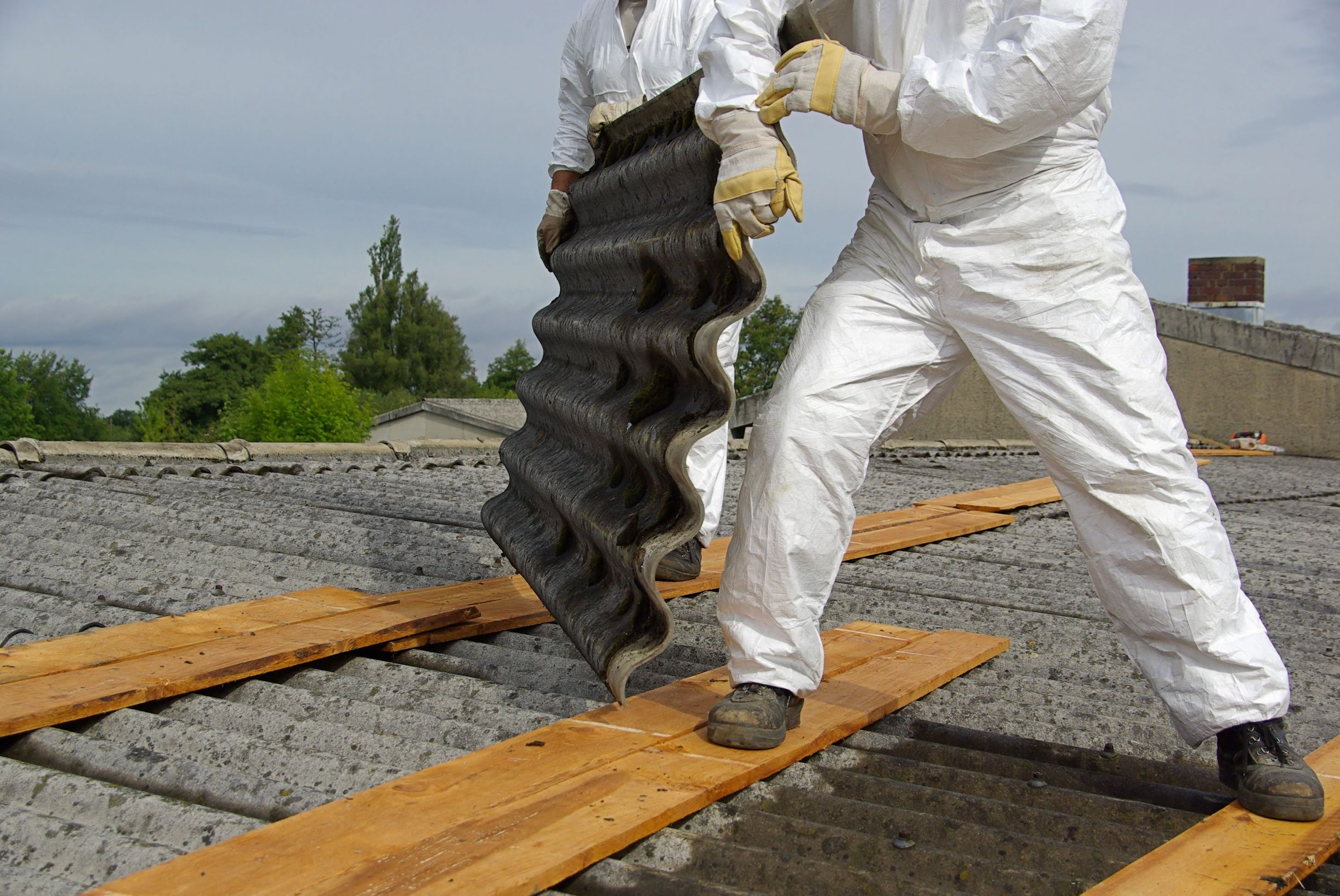 5 Essential Tools for Quality Roof Repair in Mokena, IL