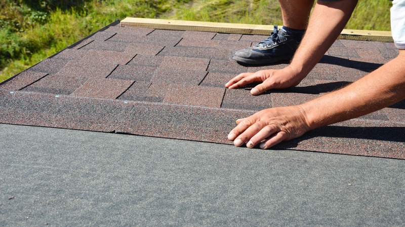 Long-term Savings from Choosing Commercial Roofing Contractors in Naples, FL for Your Business